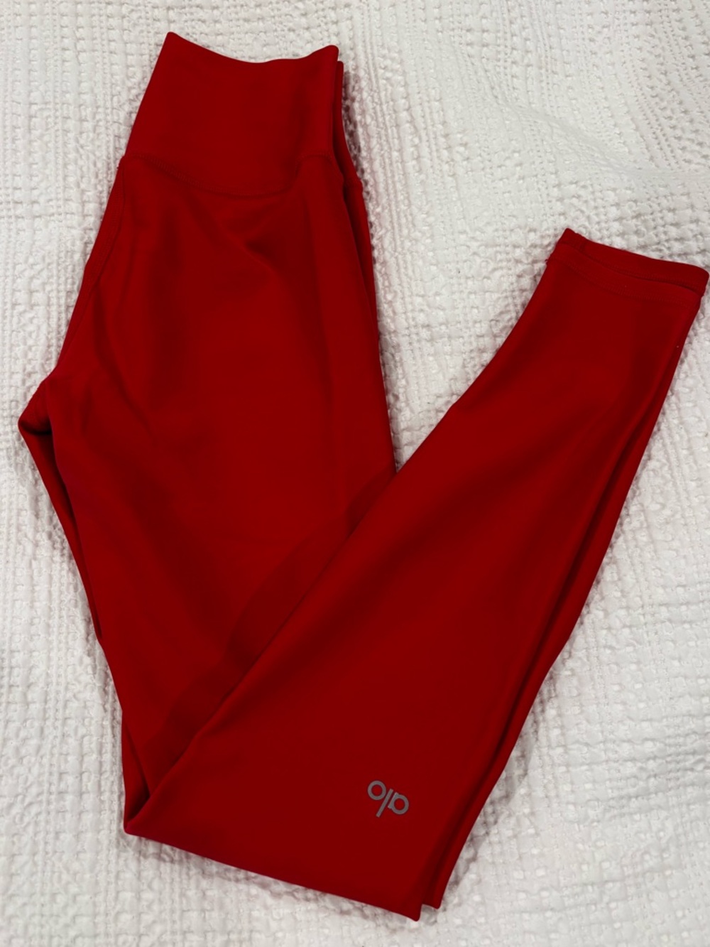 Alo red airlift leggings
